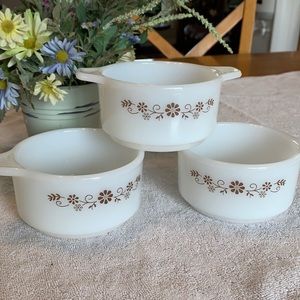 Vintage Pyr-o-rey Dynaware Brown Floral Daisy Vine